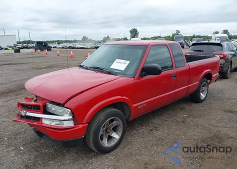 1998 Chevrolet S-10 Ls Fleetside z USA, uszkodzony, nr VIN 1GCCS1947WK225080